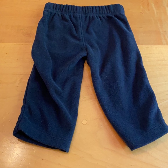 Carter’s 6 Month Fleece Vest and Pants Set - Picture 6 of 6